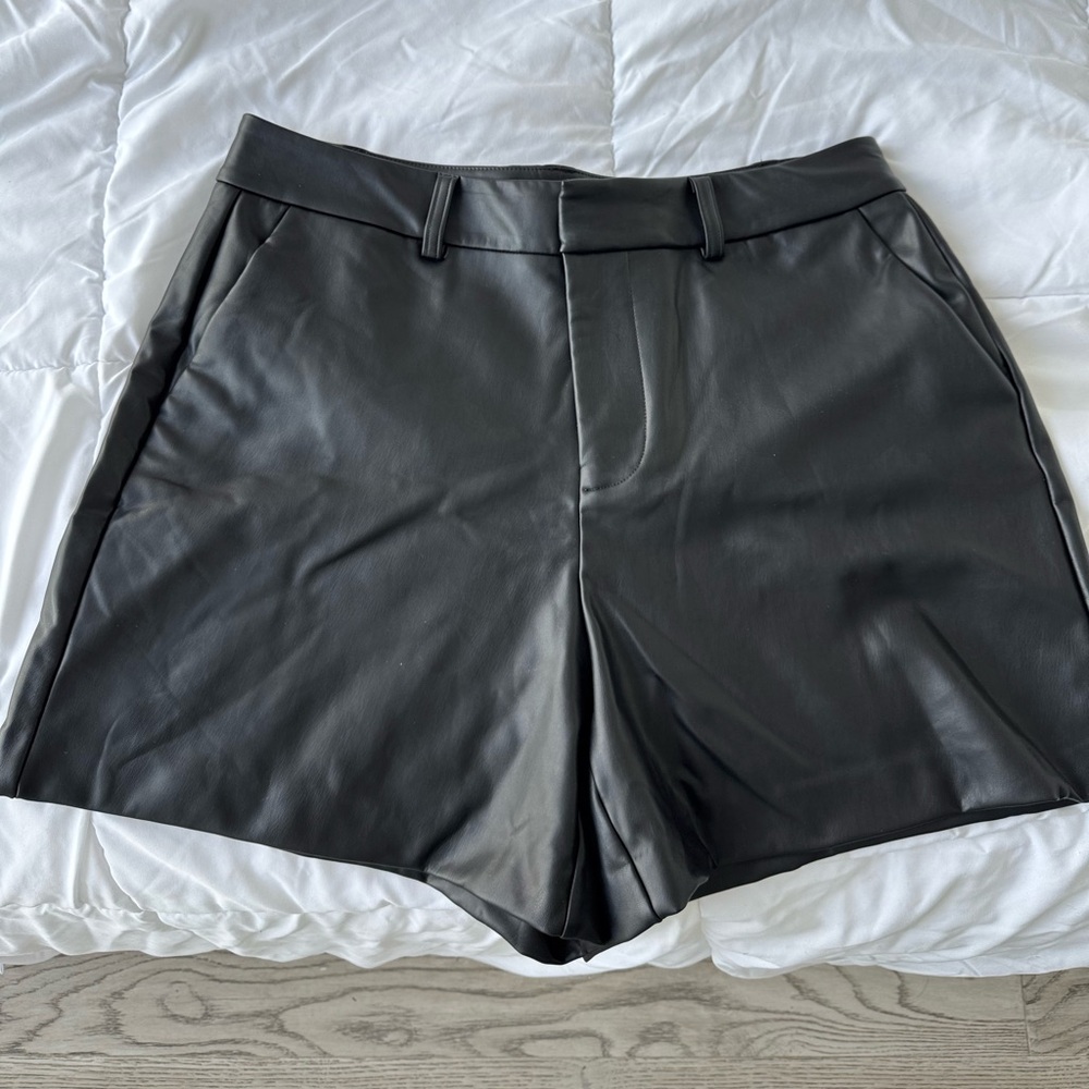Calvin Klein Black High Waist Faux Leather Shorts, Size 14